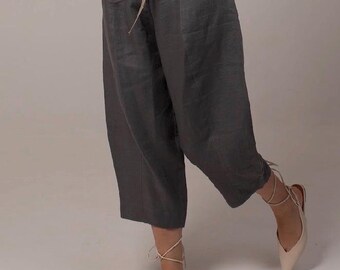 Wide Linen Cropped Culottes Pants, Grey Gaucho Pants, Structured Harem Steampunk Pants, Minimalist Zipper Balloon Trousers, Gothic Pants