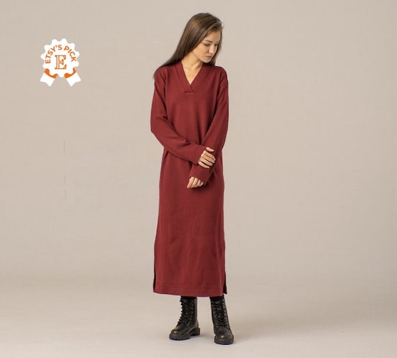 Zure kersenrode wollen winterjurk lange kerstjurk maxi losse gebreide jurk wollen damesjurk elegante trui met zijsplit Etsy Nederland