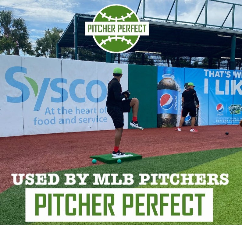 PM200 Portable Pitching Mound / Pitchers Mound / FREE & FAST SHIPPING