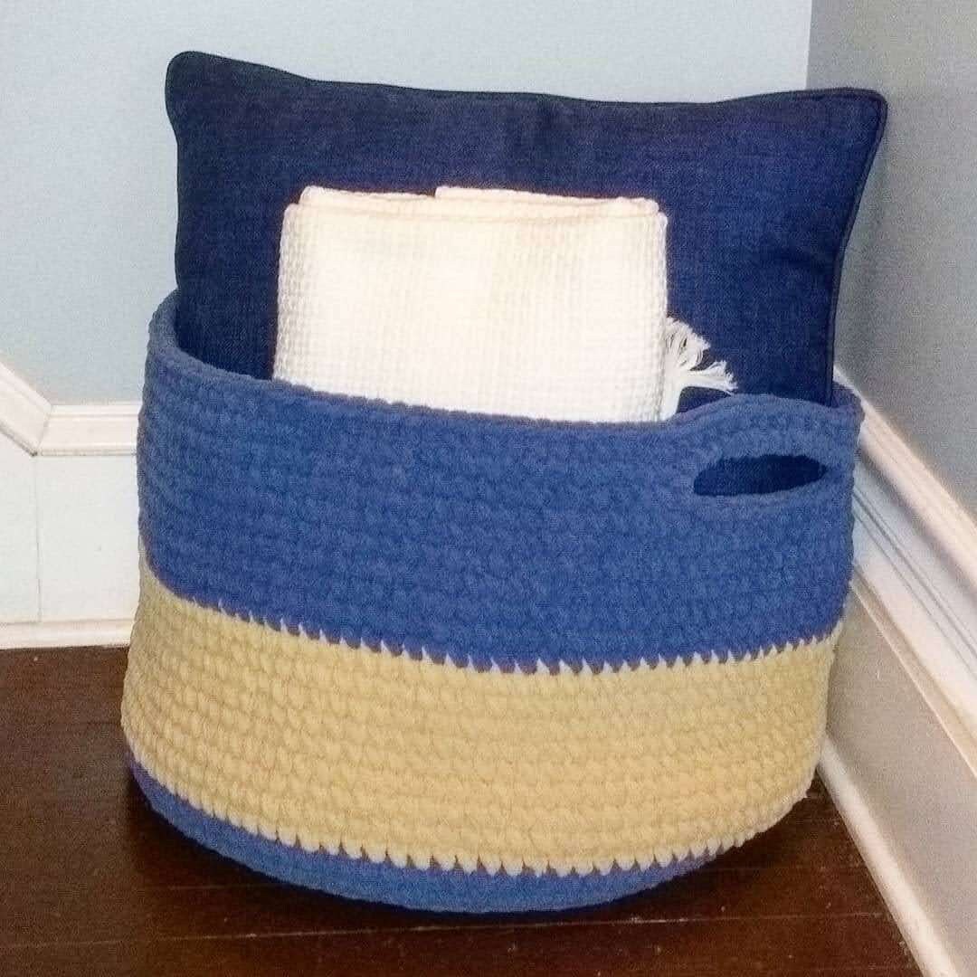 Decorative Basket With Handles Round Crochet Basket With Handles