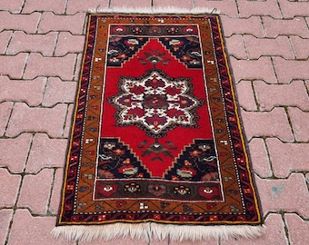 Handwoven Turkish Door Mat , Unique and Eco-friendly , Small Rug for Bathroom , 2x3 Rug