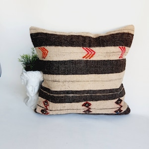 Throw Pillow , Vintage Kilim Pillow , Turkish Kilim Pillow , Bohemian Pillow , Kilim Pillow Cover , Handwoven Pillow , Chair Pillow