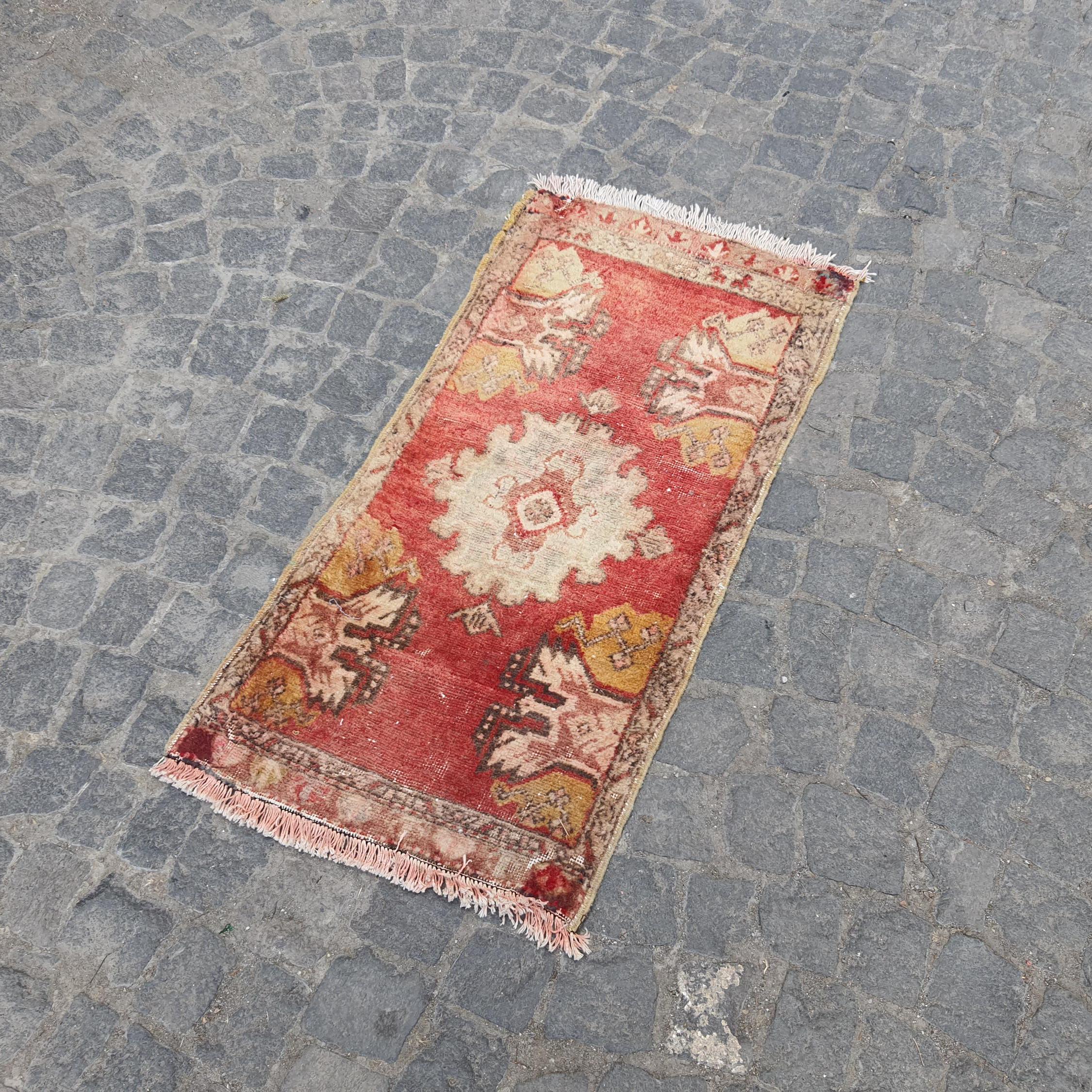 Handwoven Turkish Small Rug in Soft Palette , Ethnic Mini Carpet ...