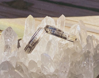 Cedar Notches Ring