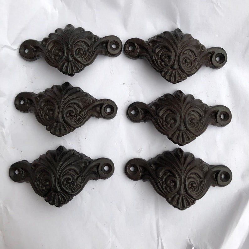 Cast Iron Antique Design Drawer Pull Handle
