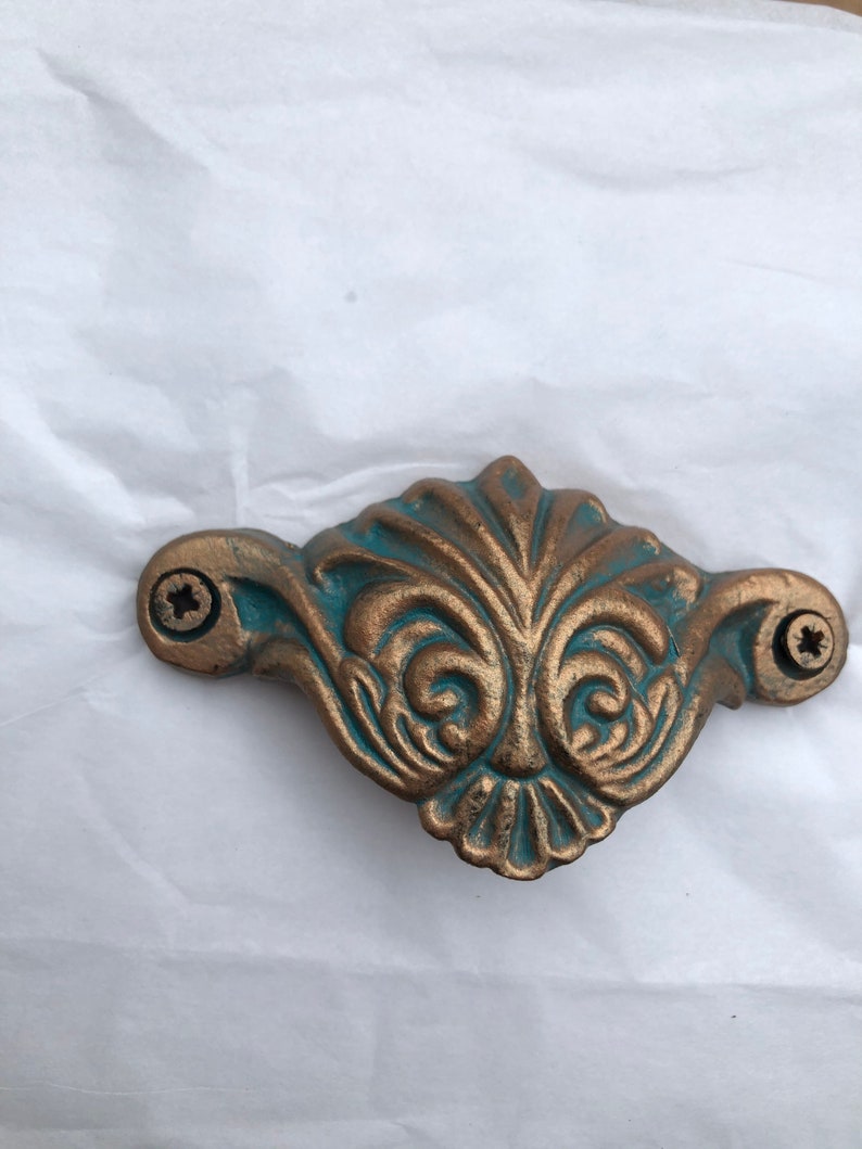 Cast Iron Antique Design Drawer Pull Handle