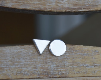 Geometric earrings studs, Silver Mismatched Earrings - Circle stud, triangle stud, Small Asymmetrical Earrings,  Everyday Use Earrings.