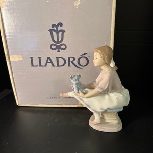 ベストフレンド　＃7620　★リヤドロ　スペイン　ポーセリン　ヴィンテージ Amazon.co.jp: ベストフレンド ＃7620 リヤドロ スペイン