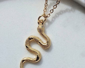 Collier Serpent Or, Collier avec Pendentif Serpent, Bijoux Serpent Doré, Collier Serpent, Bijoux Animaux, Amusant, Mignon, Joli, Chic