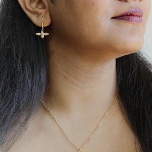 Bee Necklace Gold / Silver, Honey Bee Jewelry, Bee Chain with Pendant 18K Gold Plated / Platinum Plated, Pretty, Minimalistic, Dainty image 4