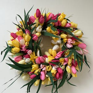 spring wreath, tulip wreath, spring decor, Mother’s Day wreath, Easter decor, Easter wreath