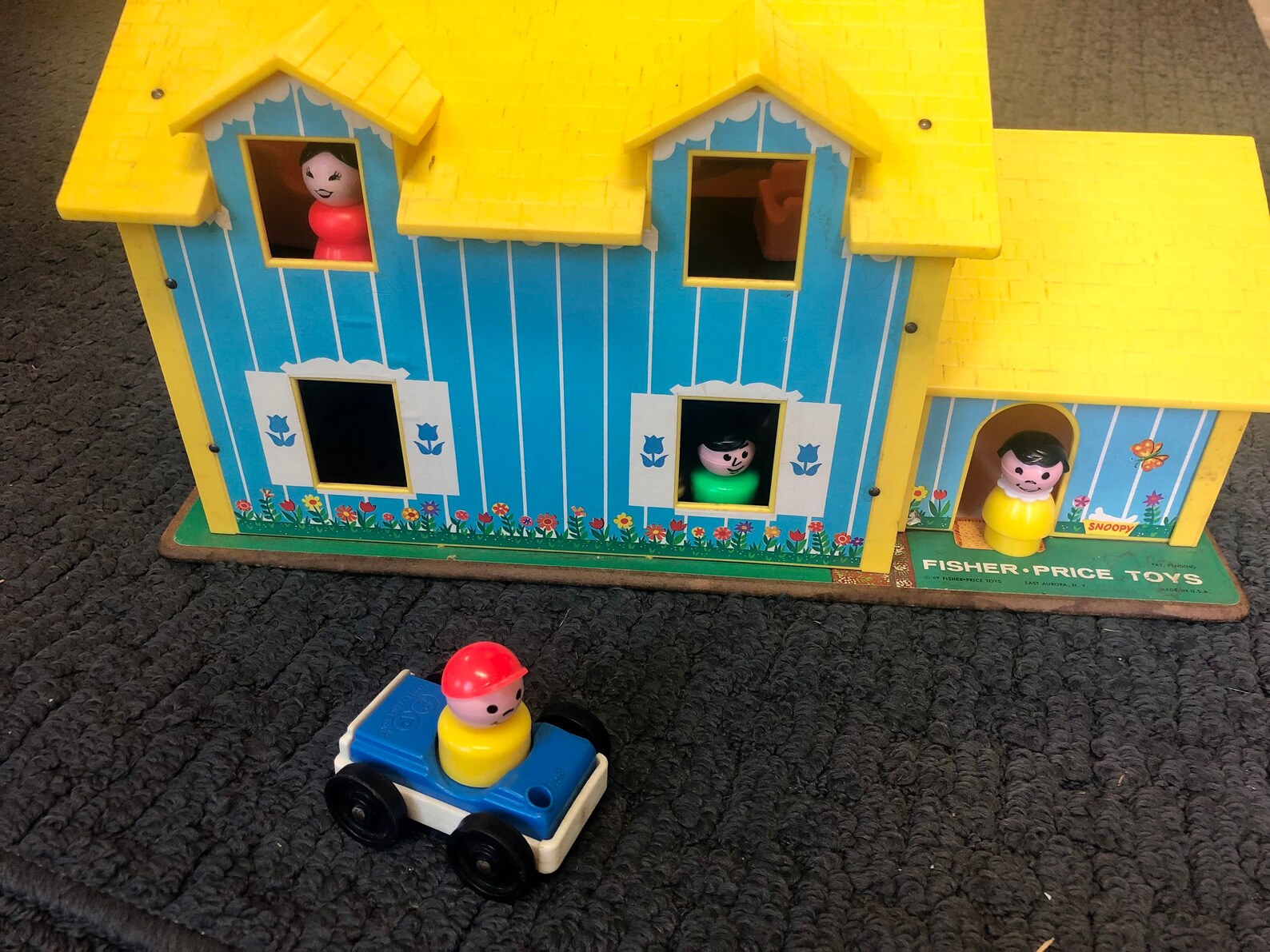 Vintage 21 Piece 1969 Fisher Price Yellow Roof Tudor House Etsy