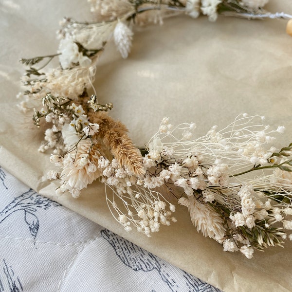 Couronne Caroline- Fleurs séchées blanches - Idéal pour mariage