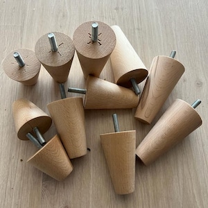 Tapered wooden legs made of beech!