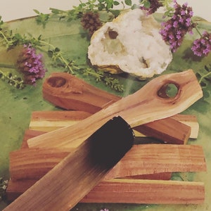 Cedar Cleansing Smoke | Hand Cut Cedar Sticks | protection,cleansing,healing,energy clearing cedar | Eastern Red Cedar-Juniperus Virigiana