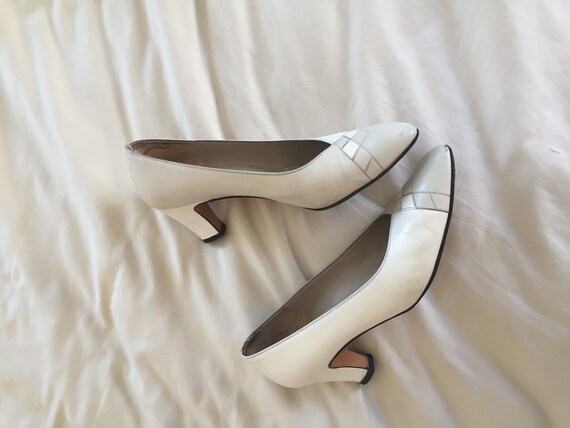 Vintage Ferragamo Pumps