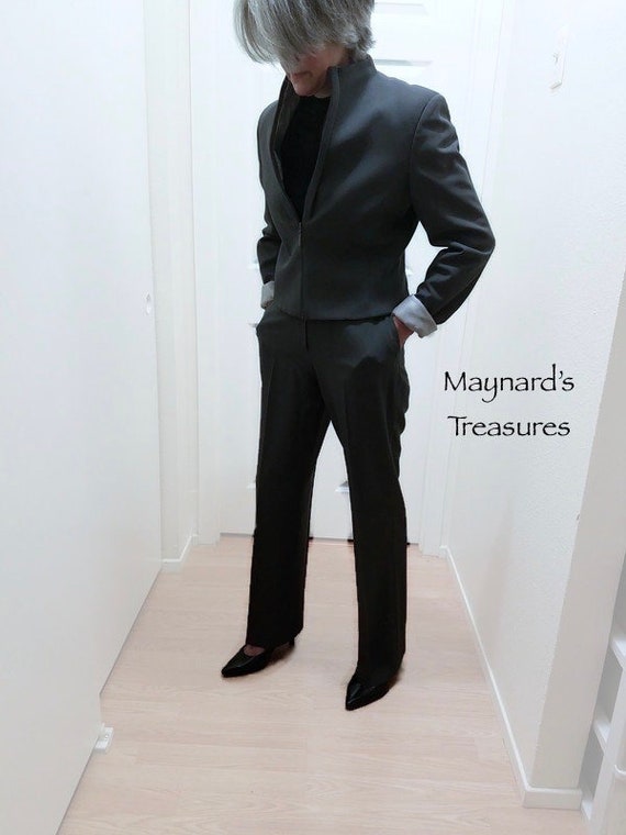 Armani Business Suit, Armani Classic Gray Suit, Em