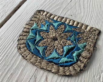 One Antique Embroidered Applique (Ref:  A-6224/102 Box 2)