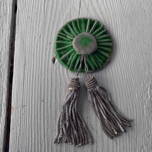 One Small Antique French Silver Metallic Tassel Applique with Worn Green Velvet Round (Ref:  A-3138 Box 7)