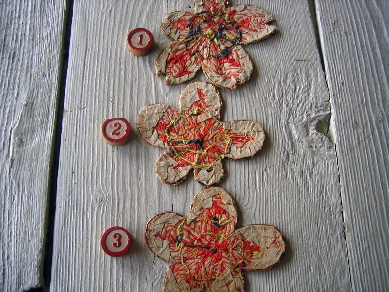 One 1920s Embroidered Antique Applique for Kimono Ref: A-632213 Box 1