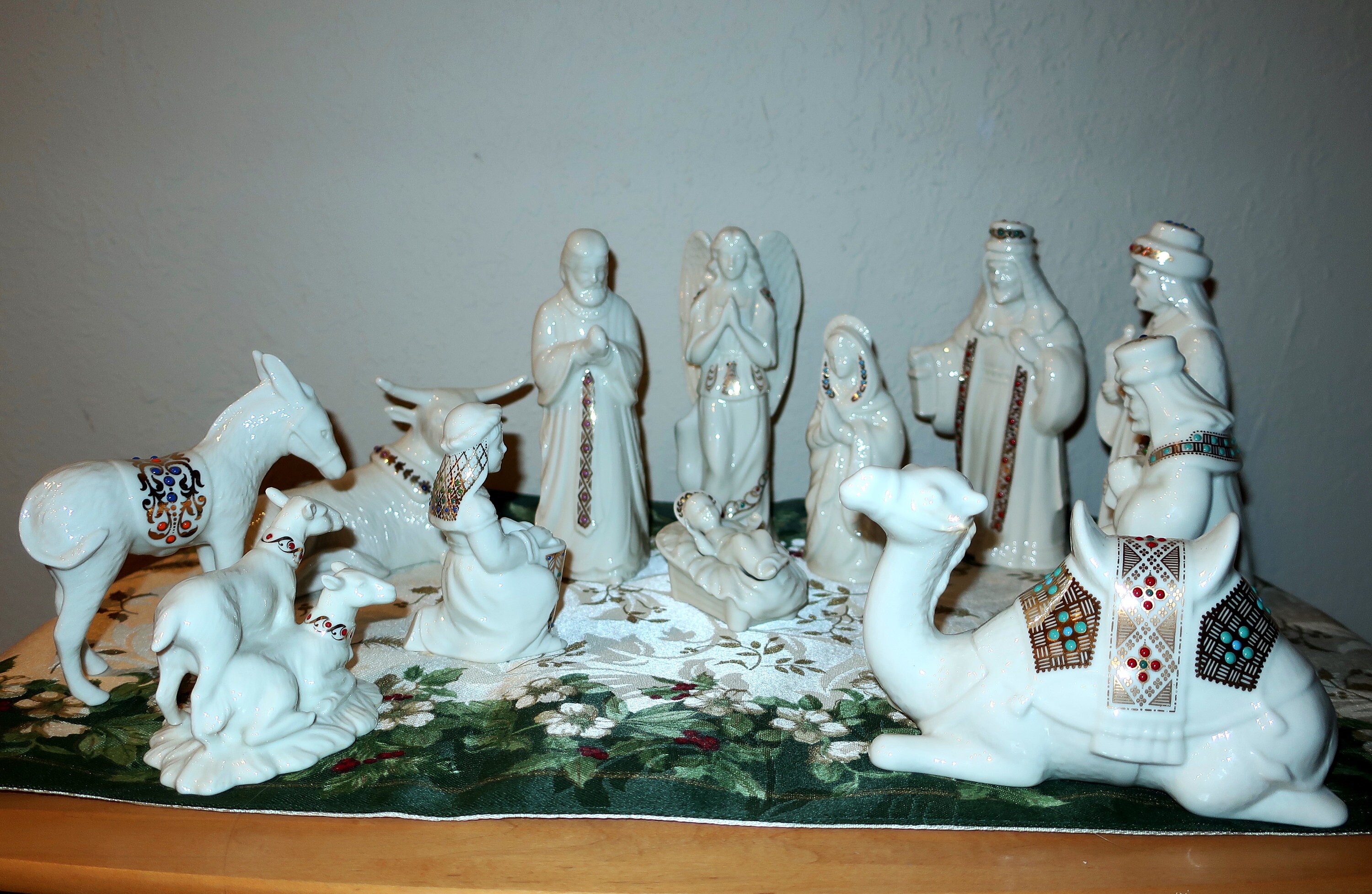 lenox china jewels nativity standing camel