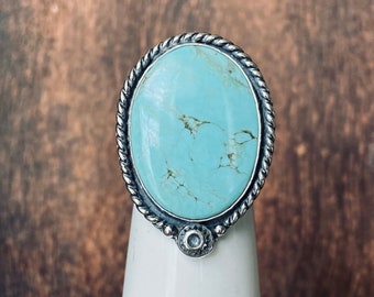 US size 6.25 Kingman turquoise and sterling silver ring with decorative accents/rope boarder/split ring band/ one of a kind/ready to ship