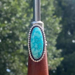 Anello Kingman Turquoise con fascia stampata a mano e bordo con perline, anello ovale in argento sterling con turchese, anello con turchese blu, misura USA 7