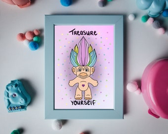 Treasure Troll Print -DIGITAL, Impresión de arte, Cuidado personal, Arte de pared, Inspirado en los años 90, Nostálgico, Impresión, Años noventa, Niño, Juguete, Estilo vintage, Arco iris