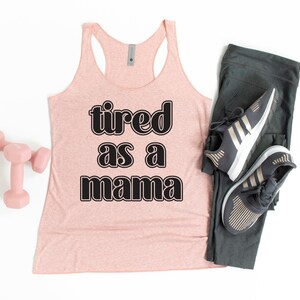 SVG Fatigué comme une maman: graphique cuttable pour cricut & silhouette, chemise maman, mère cricut, maman fatigué cricut design