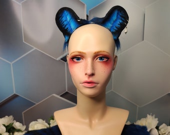 Conjunto de orelhas e cauda de tigre preto e azul feito à mão para cosplay.