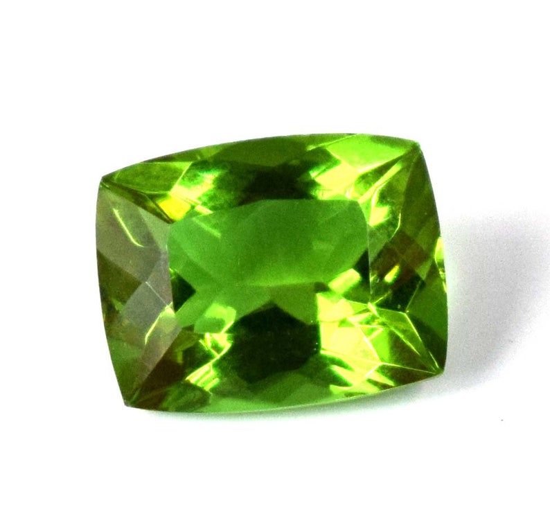 Season End Sale 10.20 Ct Color Changing Zultanite 100/% Natural Gemstone Cushion Cut AGI Certified Y2372