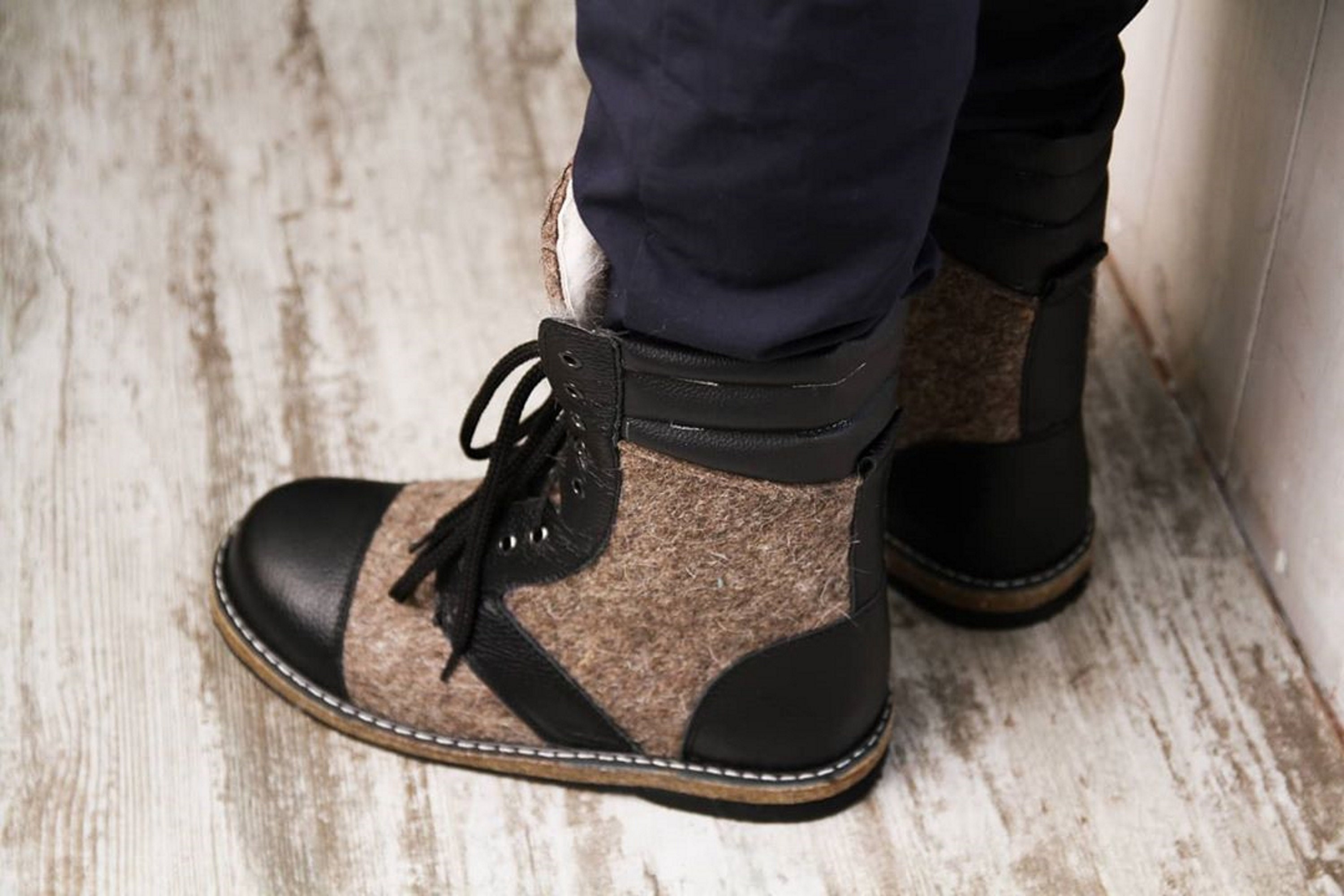 Men's Russian felt boots valenki with leather toe warm Etsy