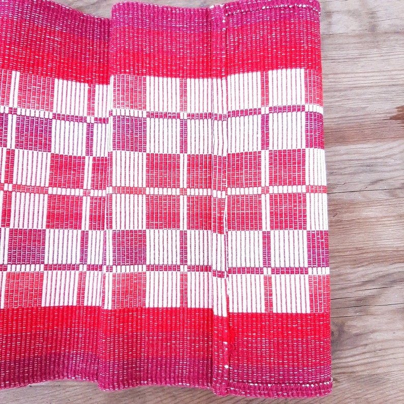 Red table runner / Checkered table cover vintage / Fall decorations / Christmas table runner image 4