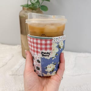 Patchwork picknickbeker gezellig | Gewatteerde koffiehouder | Cottagecore-mok gezellig | Herbruikbare stoffen bekerhouder