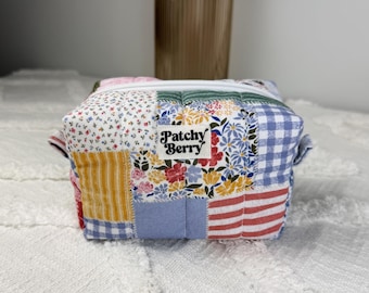 Patchwork Mini Makeup Bag | Quilted Cosmetic Pouch | Floral Travel Zipper Bag