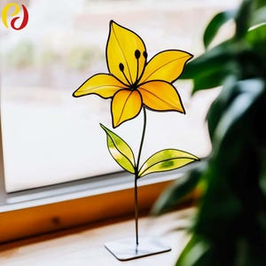 PD 341 Lily Stained Glass Pattern flower Tabletop Decor with Wooden Stand , DIY stained glass,Digital PDF, Hobby License, pdf Patterns