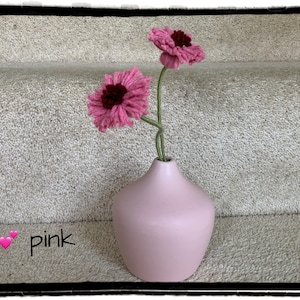 Daisy flowers/artificial flowers/Daisies/Housewarming gift/friendship/mothersday/unusual/gift for her/birthday/thankyou gift/wool flowers