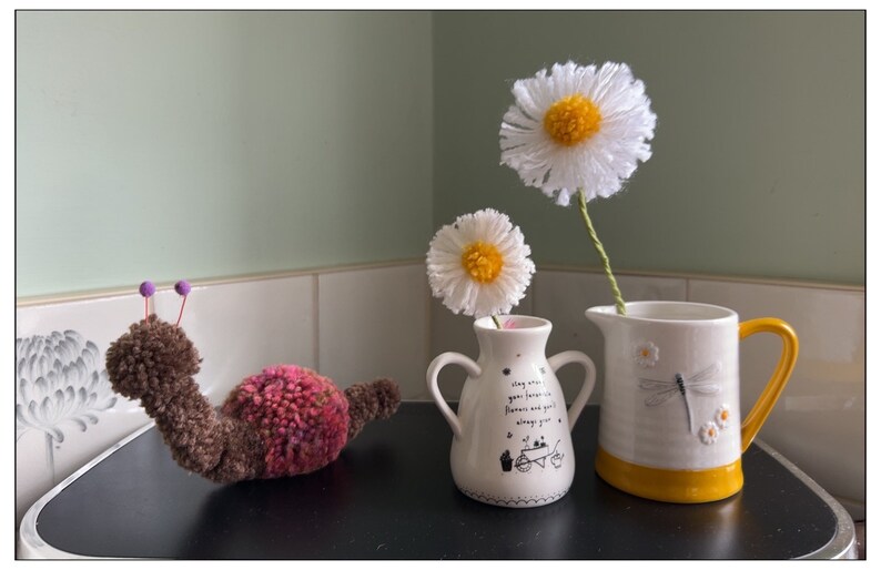 Daisies/artificial Flowers/wool Flowers/white Daisies/anniversary