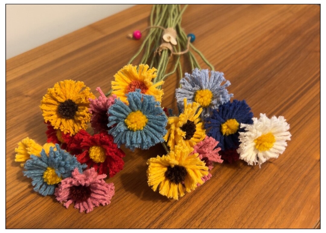 Shabby Chic Daisies/wool Flowers/gifts 4 Her/artificial Flowers