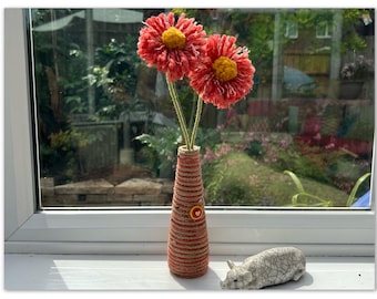 Handmade Wool Daisy Arrangement, Upcycled Vase, Home Decor