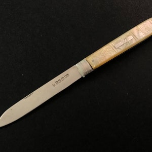 Magnificent Joseph Nowill &#39;Bee-hive&#39; pocket fruit knife, 1828 — near mint