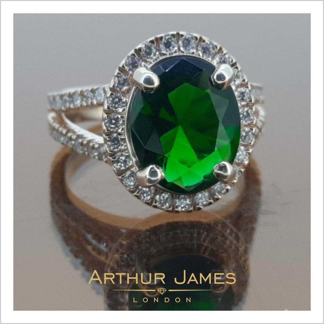 Women's Cocktail Ring Vintage 4ct Oval Cut Green Emerald - Etsy
