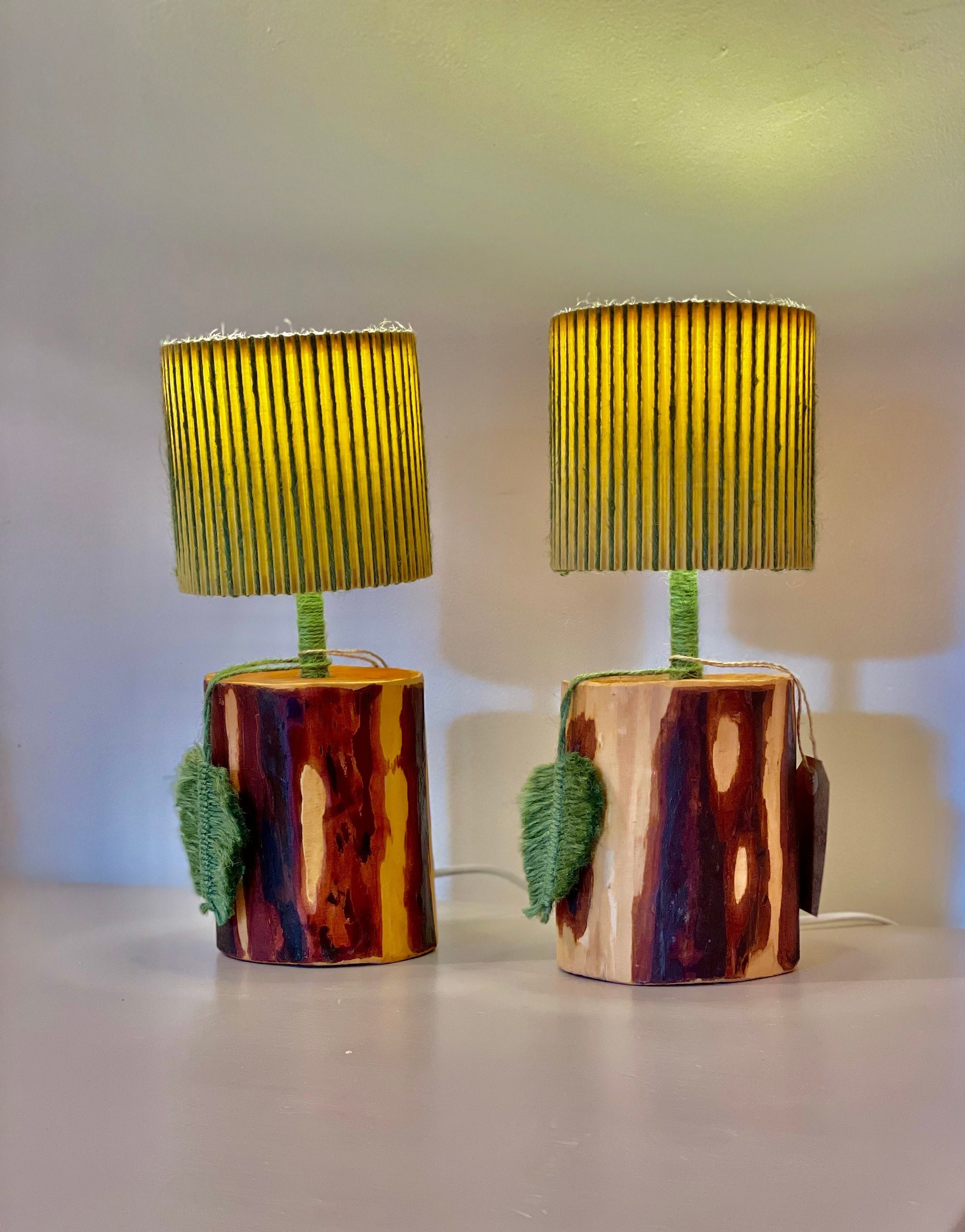 yew twins, lampes de table - en bois lampe d'if petites faites à la main bureau abat-jour jute lumière moderne pour maison