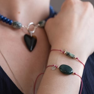 Adjustable bracelets in natural stones and 925 silver