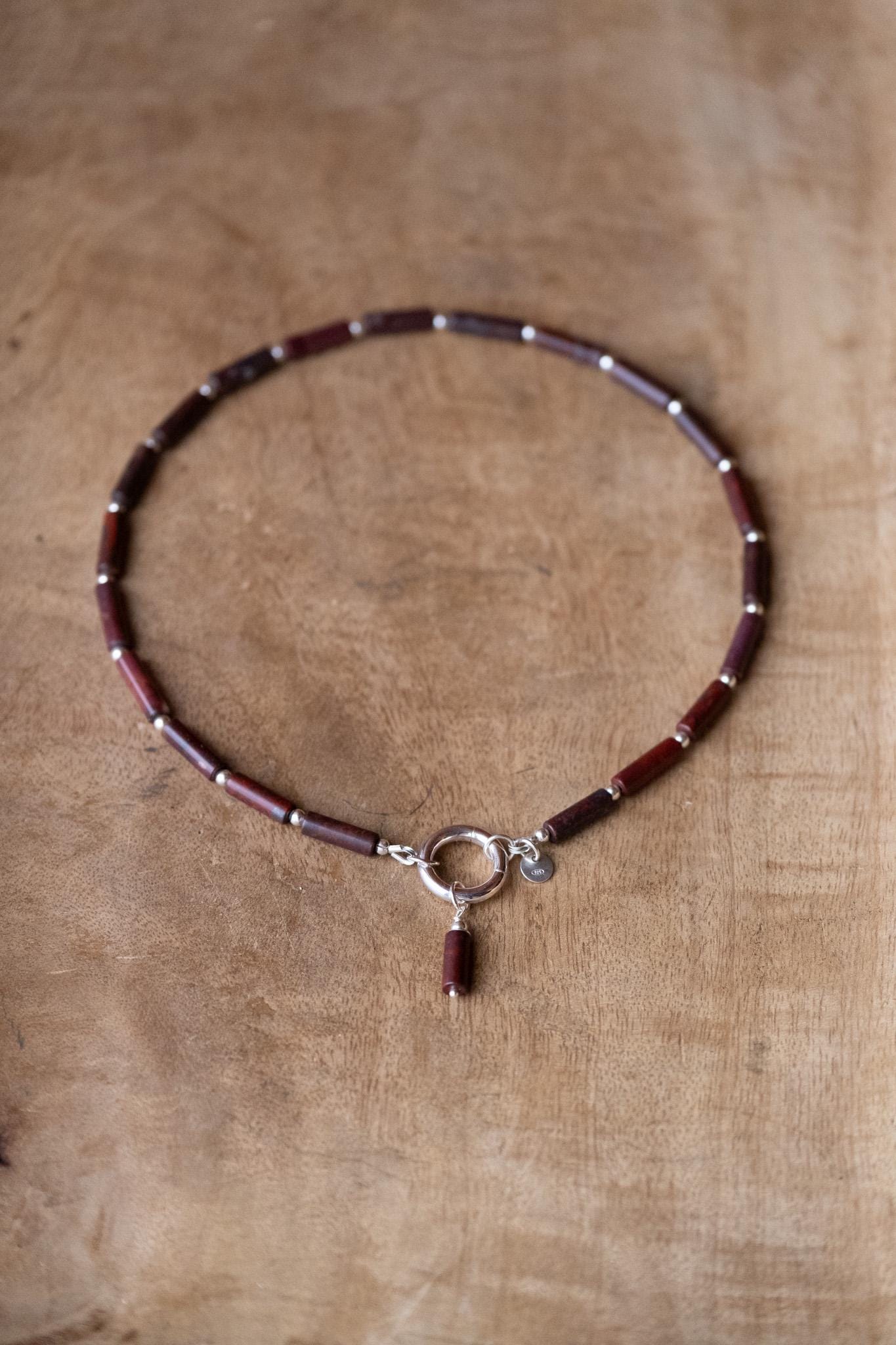 Choker necklace in natural stones and 925 silver with or without initial pendant. Trend 2024/2025