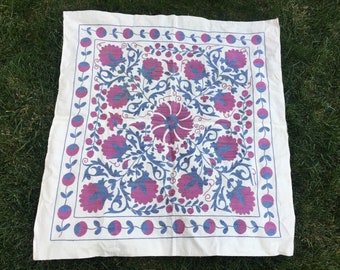 Suzani, Square Tablecloth, Purple Suzani Cloth, Wall Decor, Handmade Wall Hanging, Vintage Bedcover, Cotton Suzani, 3’x2’9”ft Home decor