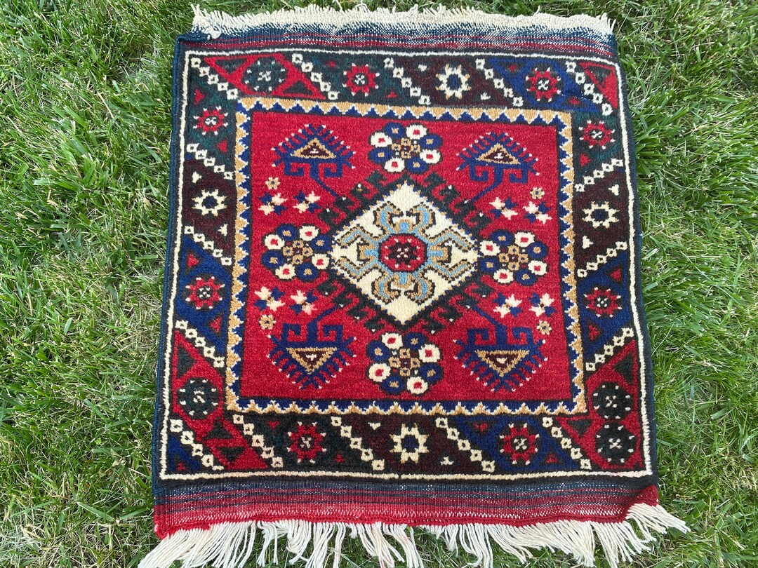 Small Red Rug Square Red Square Rug, Small Square Rug, Red Small Rug, Small Turkish Rug, Red ...