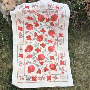 Suzani, Small Suzani, Red Suzani Wall Hanging, Pomegranate Figures Suzani, Handmade Tablecloth, Cotton Suzani, Rectangle Wall Decor