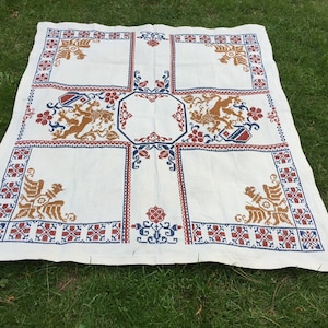 Turkish Lion figures Tablecloth,Handiwork Vintage cotton,Antique Tablecloth,Square white cover,Decorative Home Living Cloth 3&#39;6&quot;x4&#39;1&quot;ft