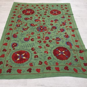 Suzani, Rectangle Tablecloth, Handmade Cotton Wallhanging, Decorative Suzani Bedcover, Floral Table Linen, Suzani tapestry, Green Tablecloth